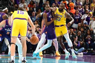 在本场表现 在本场表现