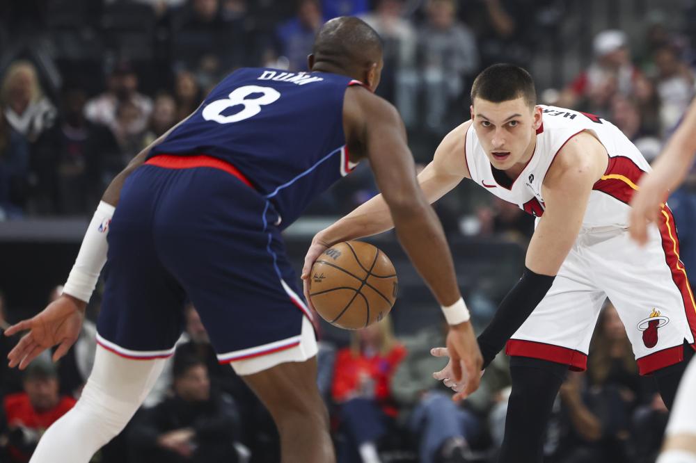 凭借出色的 凭借出色的