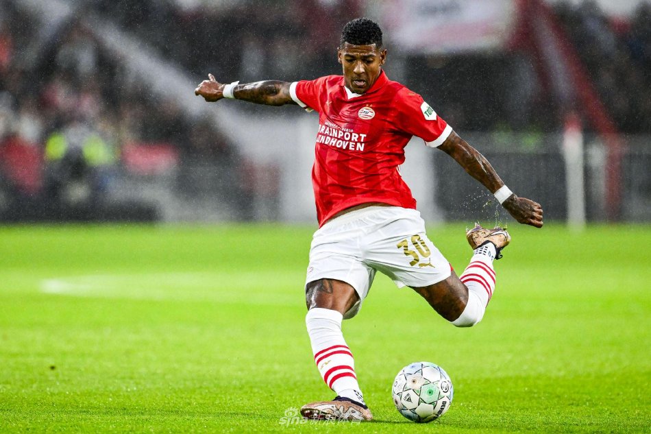 于欧洲某俱 于欧洲某俱